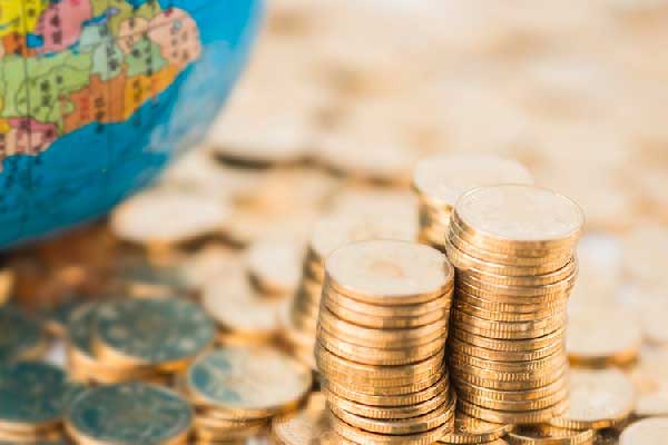 尽管特朗普予以反驳 但有关关税缩小范围的报道仍致使美元下挫